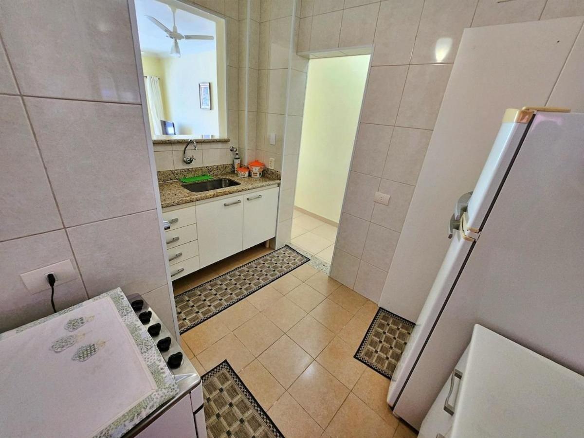 Aconchegante Apto 01 Dorm C/Sacada, Ar-Cond, Wi-Fi, Lado Praia Гуаружа Екстер'єр фото